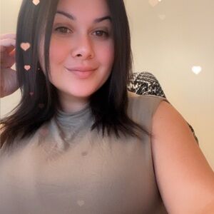 Meet your Posher, Isabel